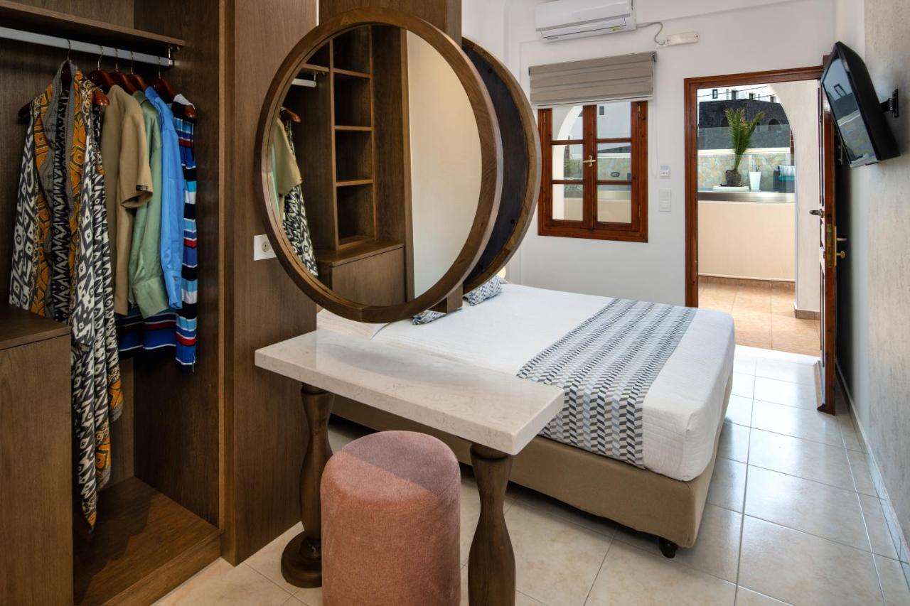 Astir Thira Hotel Fira (Santorini)