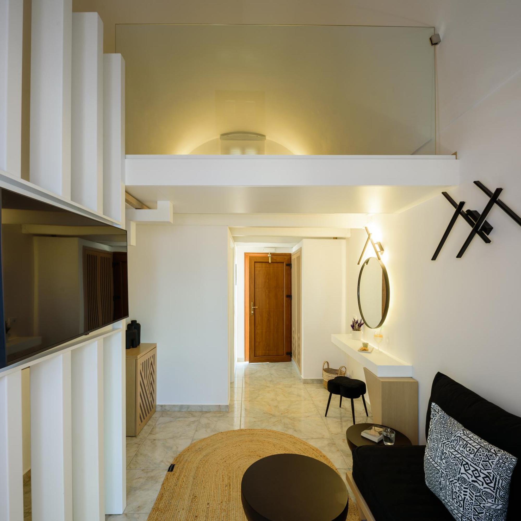 Astir Thira 2* Fira (Santorini)
