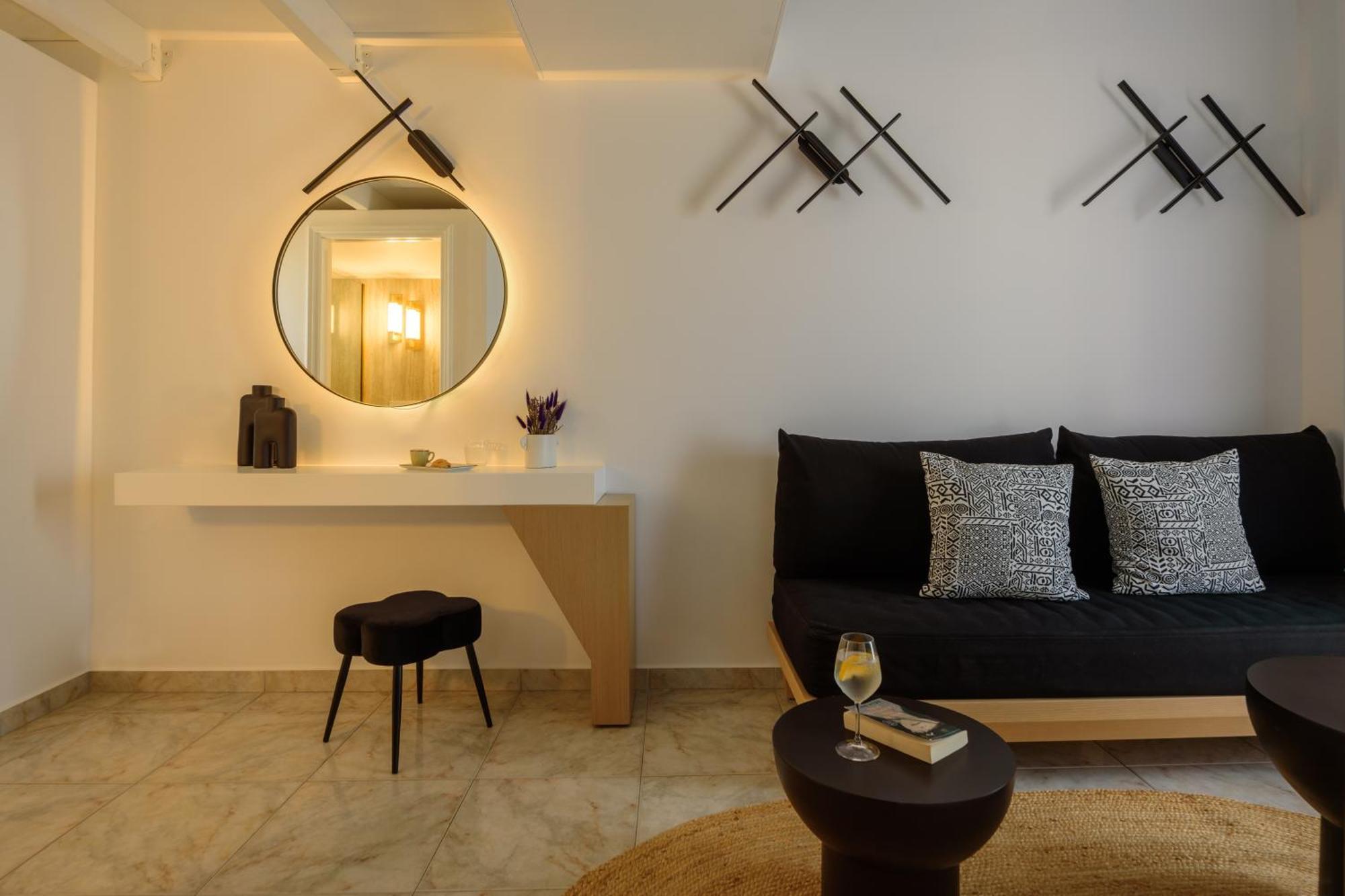Astir Thira Hotel Fira (Santorini)