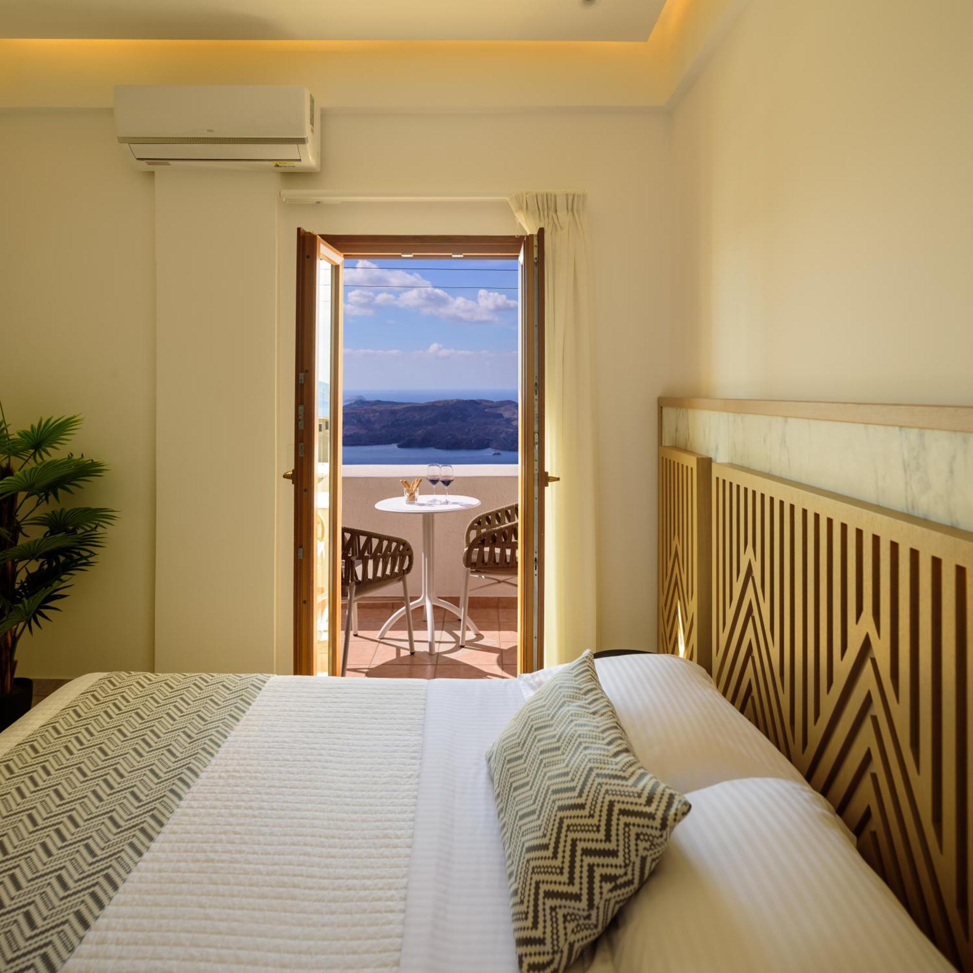 Astir Thira Hotel 2*