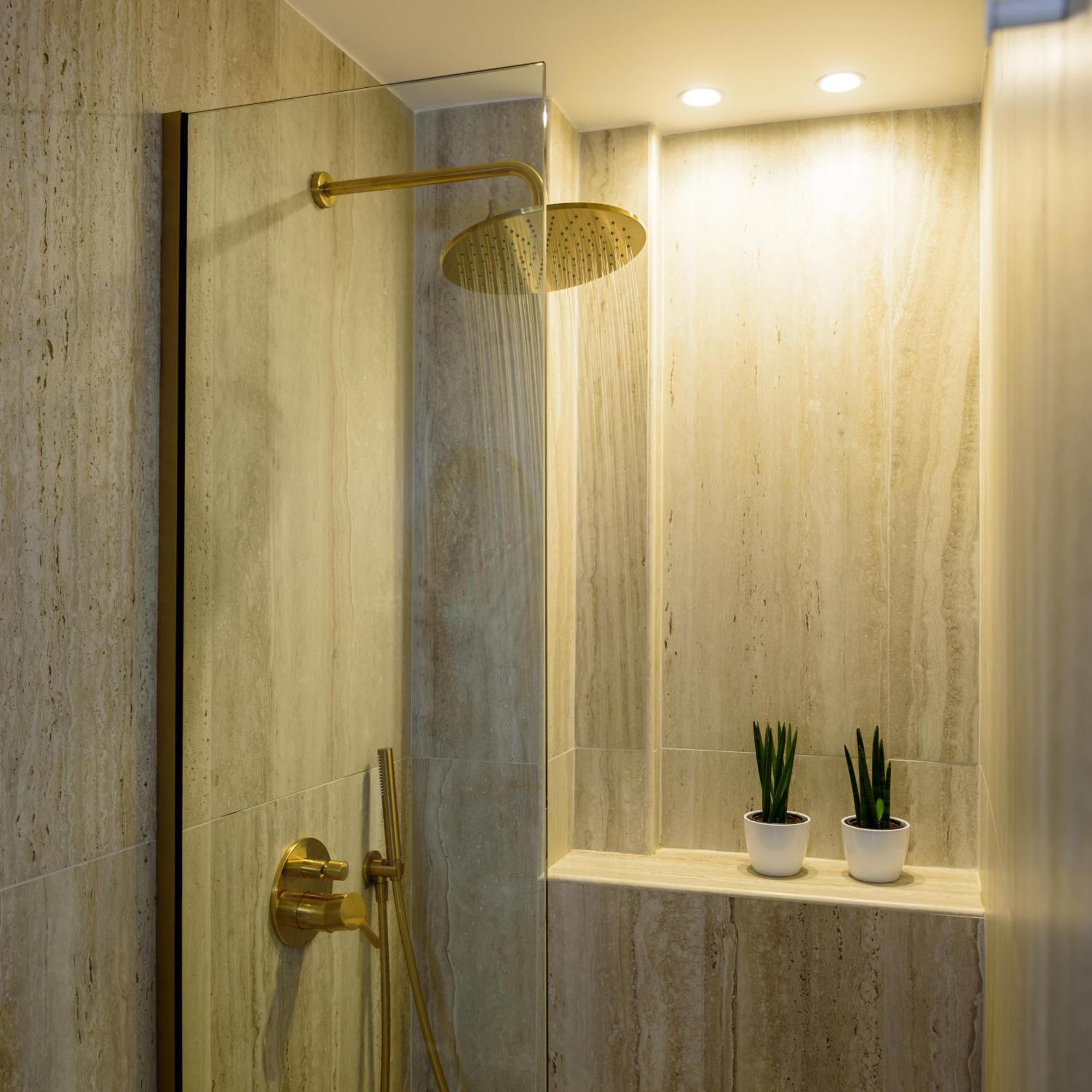 Astir Thira Hotel 2*