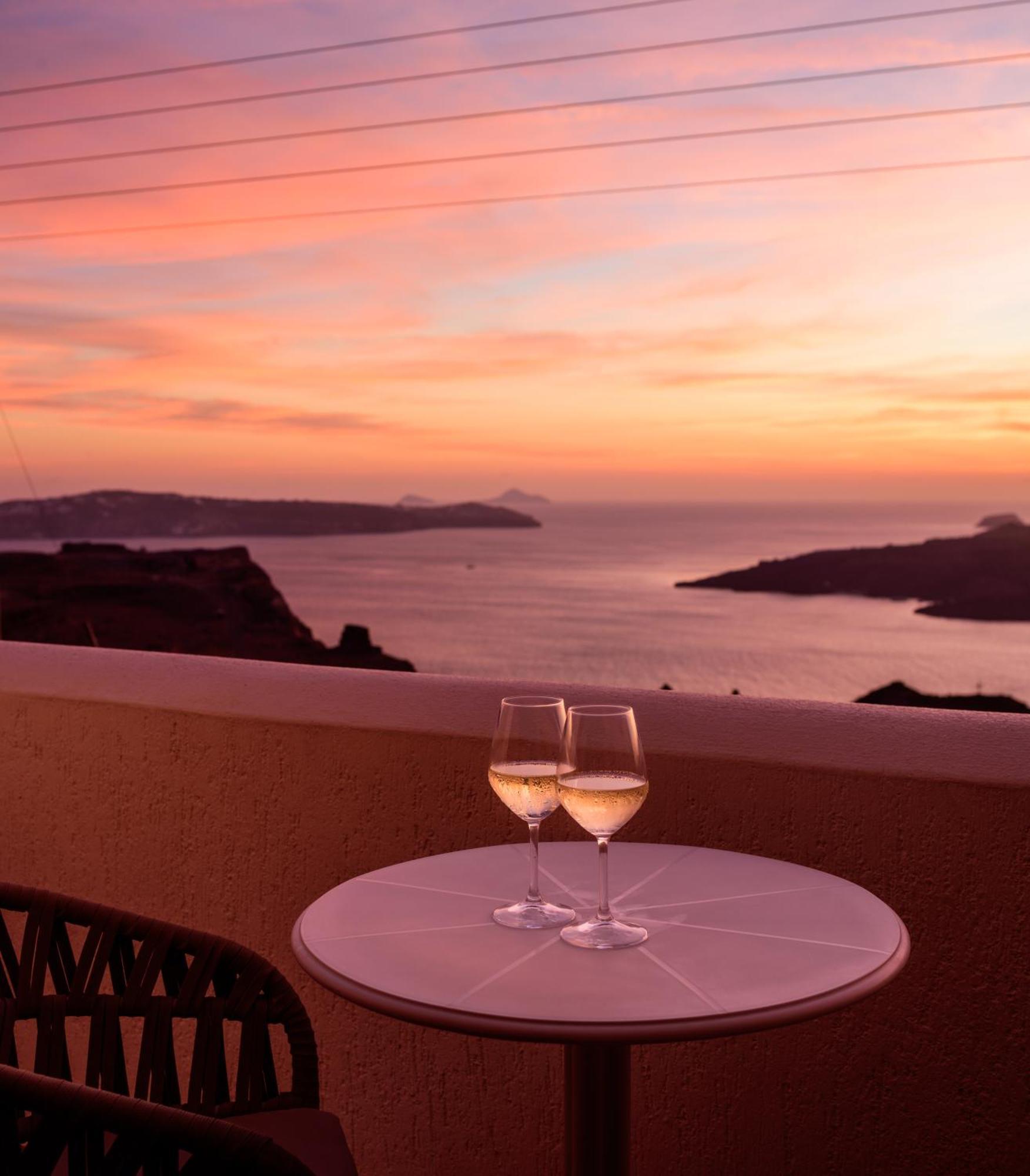 Astir Thira 2* Fira (Santorini)
